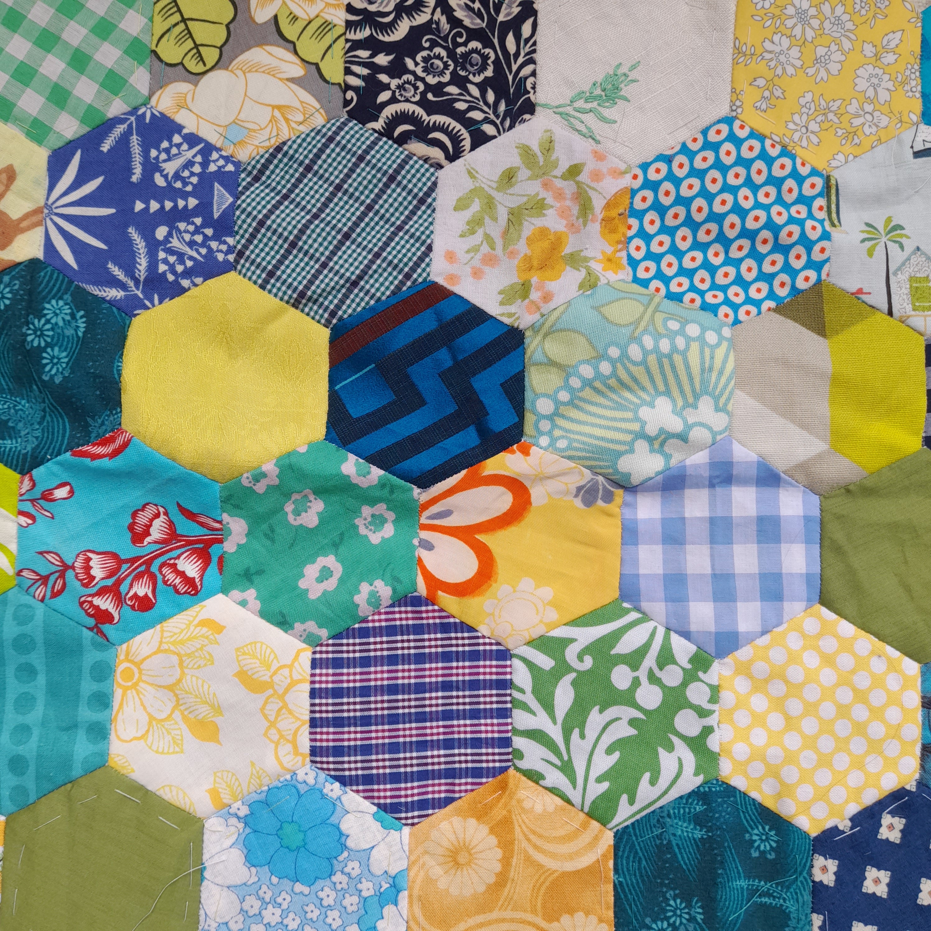 Hand Stitching Hexagon Quilts